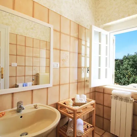 La Perla Bianca Villa *